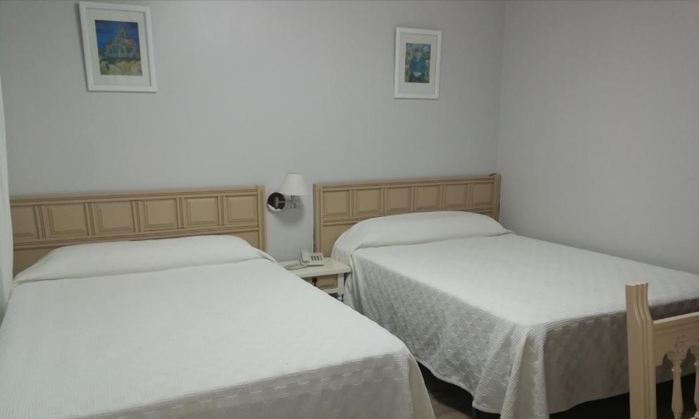 Hostal Antolin Redondela Exterior foto